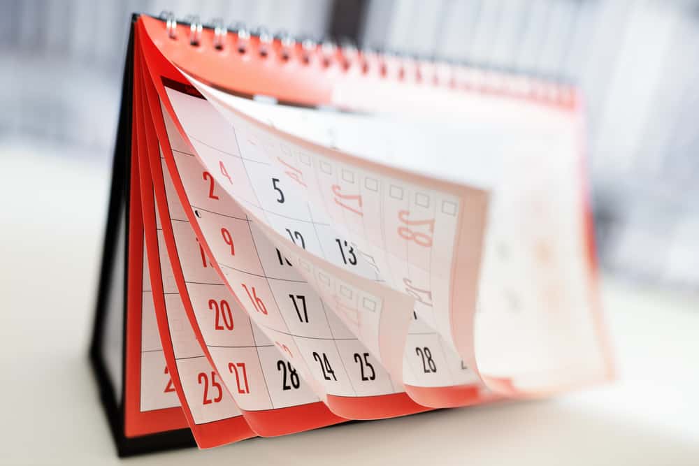 lease extension letter timing